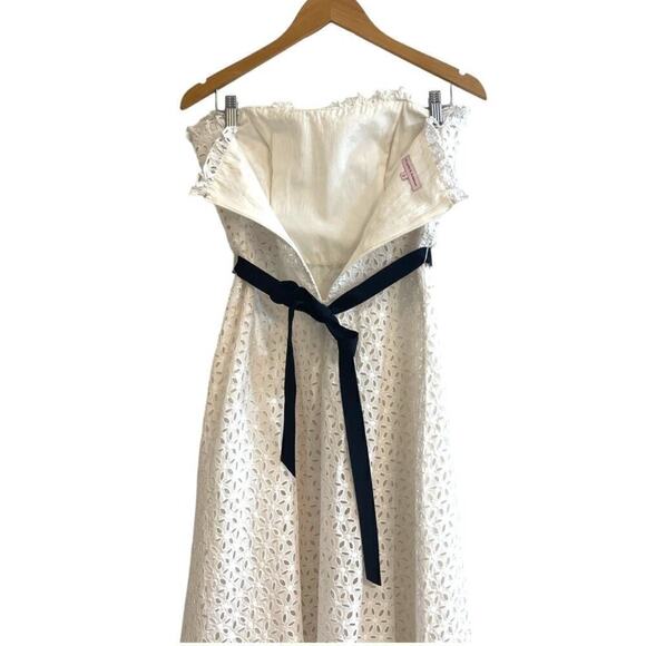 Vintage Elizabeth Wayman Strapless Eyelet Dress with Grossgrain Ribbon Size 8 - Picture 4 of 6